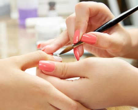 Gel Acrílico na Unha Natural + Pedicure c/ Verniz Normal para Dois | Centro Estética Carolina