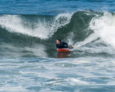 Lisbon Surfaris | Aula de Surf ou Bodyboard | 2 Pessoas Lisbon Surfaris | Aula de Surf ou Bodyboard | 2 Pessoas