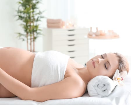 Ritual Pré-Mamã: Welcome Ritual, Massagem Corporal & Rosto | 1h30 | Wake Day Spa - Algés