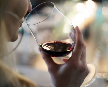 Beer & Wine Up | Petiscos e Bebida no Chiado Beer & Wine Up | Petiscos e Bebida no Chiado