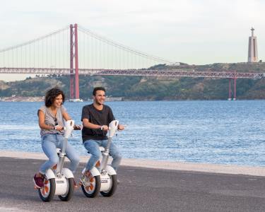 Passeio de Sitway por Lisboa a 2 Passeio de Sitway por Lisboa a 2
