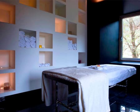Spa Aqua Venus - Duecitânia Design Hotel 4* | Circuito de Águas + Massagem de Pindas de Corpo Inteiro Spa Aqua Venus - Duecitânia Design Hotel 4* | Circuito de Águas + Massagem de Pindas de Corpo Inteiro