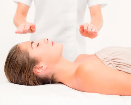 SPA - Solar Douro Miragaia 4* | Sessão de Reiki Kármico e Áurico + Ritual de Chá para 2 SPA - Solar Douro Miragaia 4* | Sessão de Reiki Kármico e Áurico + Ritual de Chá para 2