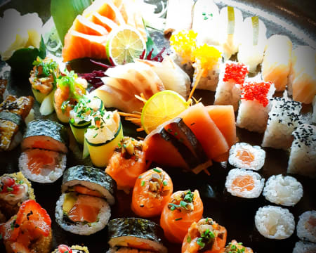 Sushi Pra Ti | Combinado 32 Peças de Sushi + Entrada Sushi Pra Ti | Combinado 32 Peças de Sushi + Entrada