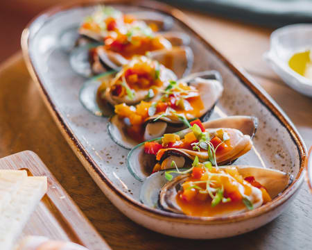Taberna Rio | Cozinha Tradicional Portuguesa para Dois Junto ao Rio Douro Taberna Rio | Cozinha Tradicional Portuguesa para Dois Junto ao Rio Douro