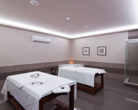 Spa Satsanga Alter Real 4* | Circuito de Águas + Massagem Relax + Esfoliação de Pés + Ritual de Chá para 2 Spa Satsanga Alter Real 4* | Circuito de Águas + Massagem Relax + Esfoliação de Pés + Ritual de Chá para 2