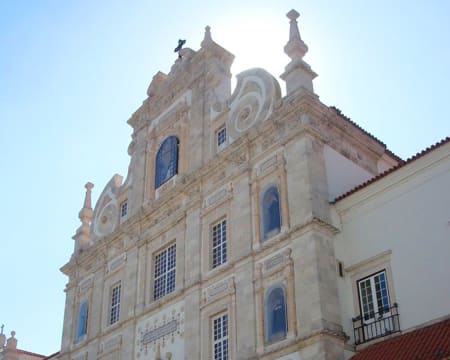 Villa Campus | Visita Guiada a Santarém + Museu Diocesano | 2 Pessoas Villa Campus | Visita Guiada a Santarém + Museu Diocesano | 2 Pessoas