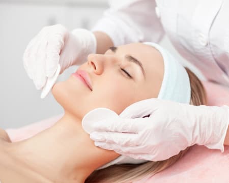 Tratamento de Rosto Express | VillaSPA Azeitão Tratamento de Rosto Express | VillaSPA Azeitão