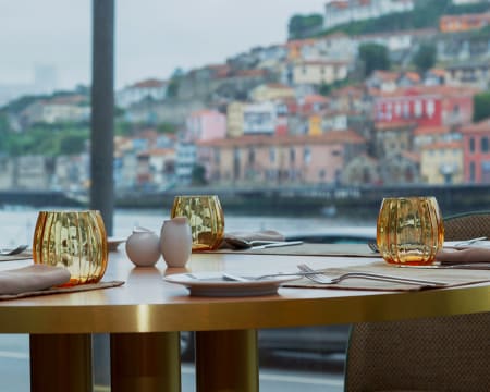 Restaurante Viva Porto | Refeição Exclusiva com Vista Rio Restaurante Viva Porto | Refeição Exclusiva com Vista Rio