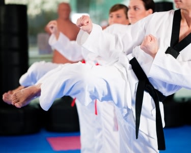 4 Aulas de Taekwondo ou Defesa Pessoal para 2 4 Aulas de Taekwondo ou Defesa Pessoal para 2