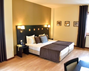 Douro Marina Hotel & SPA | Estadia de 1 Noite Romântica com Jantar Douro Marina Hotel & SPA | Estadia de 1 Noite Romântica com Jantar