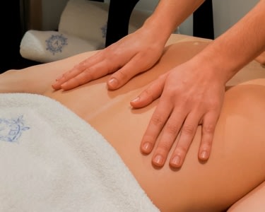 Massagem de Relaxamento, Sauna e Banho Turco | Alegria Wellness & SPA Massagem de Relaxamento, Sauna e Banho Turco | Alegria Wellness & SPA