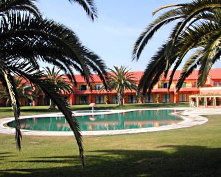 Programa Especial S. Valentim | Noite + Jantar + Festa + SPA | Peniche