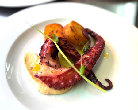 Refeição Tradicional na Lourinhã! Cheque Gourmet 40€ | Restaurante Vestigium