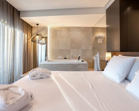 Hotel Porta do Sol 4* - Caminha | Escapadinha a Dois em Suite com Jacuzzi e Oferta de Pack Romântico