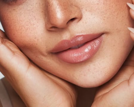 Mini Facial + Hidratação Labial com Ácido Hialurónico | Atelier de Estética - Cristina Pinhão em Alenquer