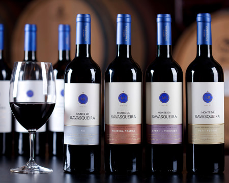 Visita e Prova de Vinhos no Monte da Ravasqueira | 1 ou 2 Pessoas | Arraiolos