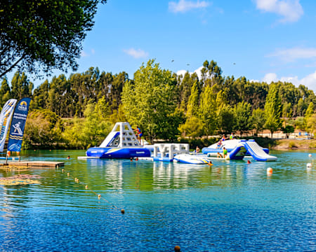 Parque Aquático Lagoa do Falcão | Um Dia de Muita Diversão para Famílias em Torres Vedras!