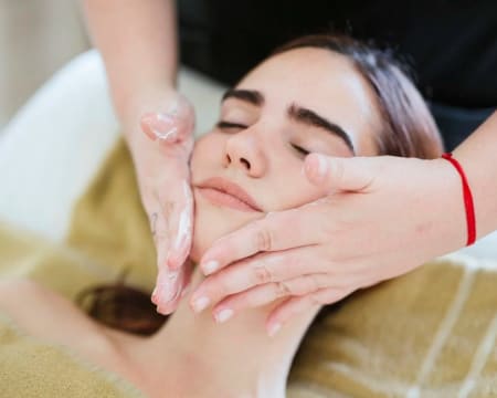 Studio Massage IR | Massagem na Cabeça | 2 Pessoas