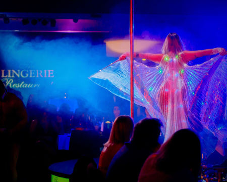 Jantar e Espetáculo Sensual no Restaurante Mais Sexy do Porto | The Lingerie Restaurant