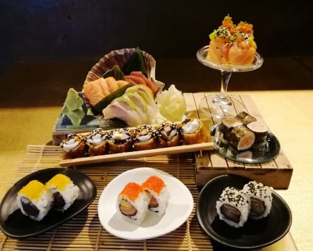 Velvet Sushi & Wine | Welcome Drink, Entradas, Sushi Freestyle e Sobremesa para Dois