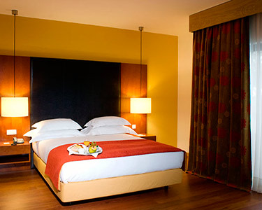 Lezíria Parque Hotel | Estadia de 1 Noite Romântica com Jantar Lezíria Parque Hotel | Estadia de 1 Noite Romântica com Jantar