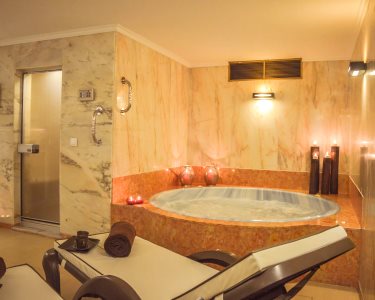 Shell Massage e Jacuzzi | 1 Pessoa - 1h30 | Spa Vila Galé Estoril Shell Massage e Jacuzzi | 1 Pessoa - 1h30 | Spa Vila Galé Estoril
