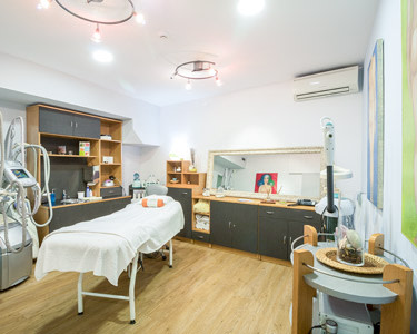 Massagem de Relaxamento | 2 Pessoas - 30 min. | Clínica Riviera Massagem de Relaxamento | 2 Pessoas - 30 min. | Clínica Riviera