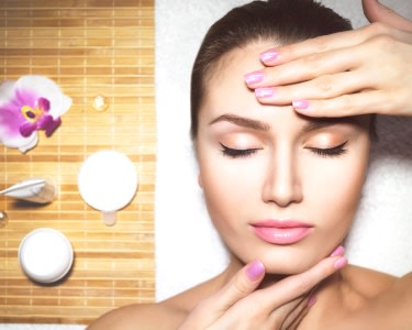 Tratamento de Rosto Personalizado com Ampola & Massagem | 1h | Sesimbra