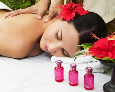 Massagem de Relaxamento | 1 Pessoa - 40 Min. | Naturalyrio Massagem de Relaxamento | 1 Pessoa - 40 Min. | Naturalyrio