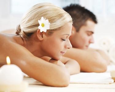 Massagem Corpo Inteiro a 2 | LiveWell Massagem Corpo Inteiro a 2 | LiveWell
