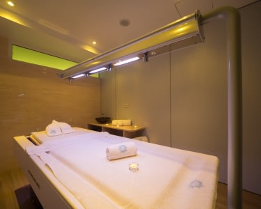 Massagem Vichy, Sauna e Banho Turco | Alegria Wellness & SPA Massagem Vichy, Sauna e Banho Turco | Alegria Wellness & SPA