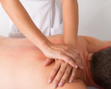 Massagem de Relaxamento com Mini Facial para 2 | Ariana Studio Massagem de Relaxamento com Mini Facial para 2 | Ariana Studio
