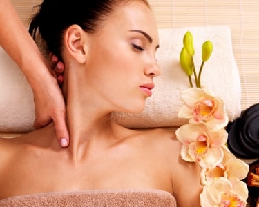 Massagem Terapêutica Costas & Pescoço + Chá | Curar - Centro de Terapias Naturais Massagem Terapêutica Costas & Pescoço + Chá | Curar - Centro de Terapias Naturais