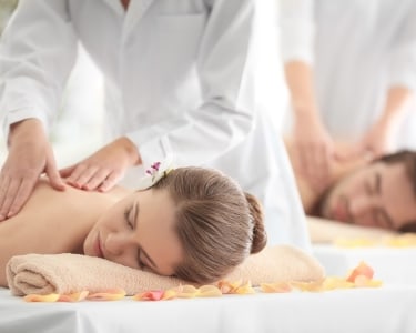 Massagem Aromática de Relaxamento + Esfoliação a 2 | DivaSpa Massagem Aromática de Relaxamento + Esfoliação a 2 | DivaSpa