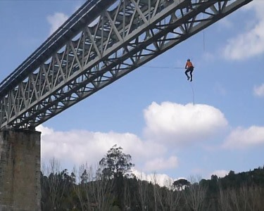 Salto Pendular | 2 Pessoas | DNA Salto Pendular | 2 Pessoas | DNA