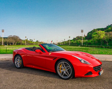 Conduzir um Ferrari em Lisboa | 3 Rotas à Escolha