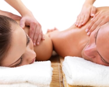 Massagem Relax + Mini-Facial a 2 | Korpus Style Massagem Relax + Mini-Facial a 2 | Korpus Style