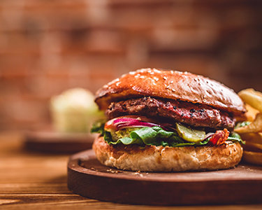 Hambúrgueres e Sobremesa à Escolha | Humm Burguer! Hambúrgueres e Sobremesa à Escolha | Humm Burguer!