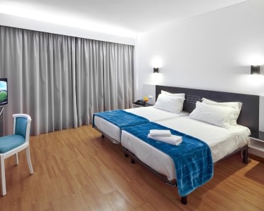 Urban Hotel Amadeos | Estadia de 2 Noites Urban Hotel Amadeos | Estadia de 2 Noites