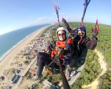 Voo Bilugar de Parapente Pedagógico | 1 Pessoa - 30min | Wind Voo Bilugar de Parapente Pedagógico | 1 Pessoa - 30min | Wind