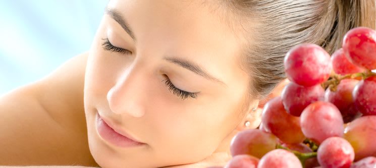 O Poder da Uva! Limpeza Facial, Esfoliação e Hidratação c/ Massagem | Matosinhos