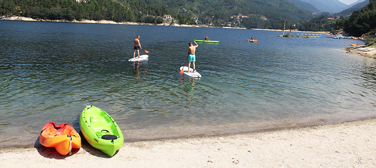 Aula de Stand Up Paddle para Iniciantes - 1 ou 2 Pessoas! Gerês