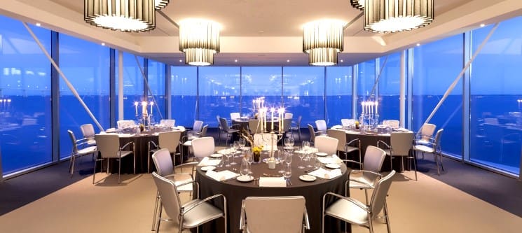 Experiência VIP | Myriad by SANA Hotels - Noite Romântica na Suite Presidencial c/ Jantar e Massagem Experiência VIP | Myriad by SANA Hotels - Noite Romântica na Suite Presidencial c/ Jantar e Massagem