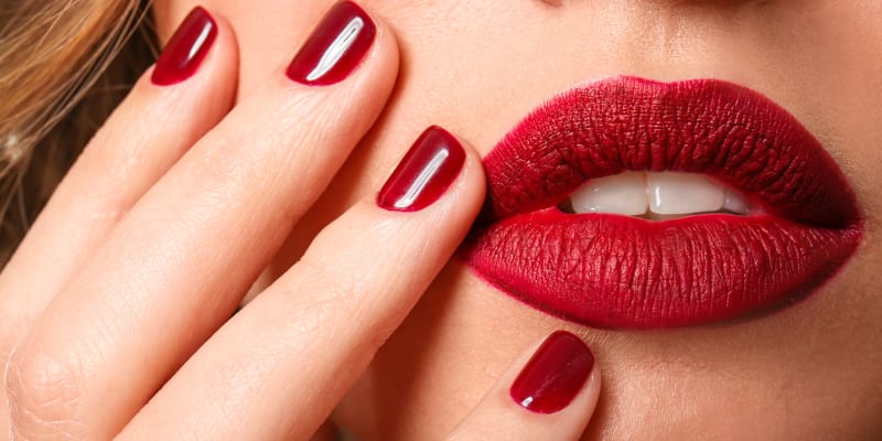 Manicure Completa & Pedicure com Verniz Gel | 2 Horas | São Mamede de Infesta