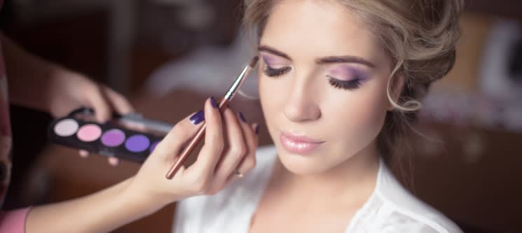 Maquilhagem de Dia ou de Noite em Matosinhos | Encantadora em 45 Minutos!