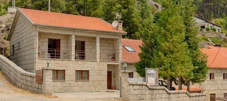 Casa Baranda - Gerês | 1 ou 2 Noites c/ Opção de Jantar