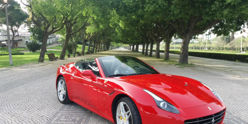 Conduzir um Ferrari em Lisboa | 2 Rotas à Escolha