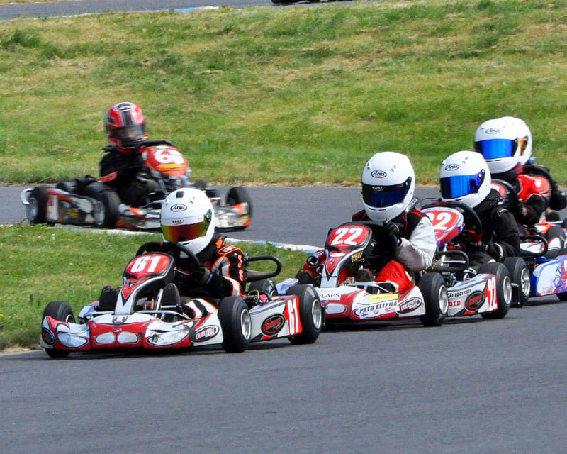 Acelere no Kartódromo de Évora! Kart de 270cc - 30 Min.