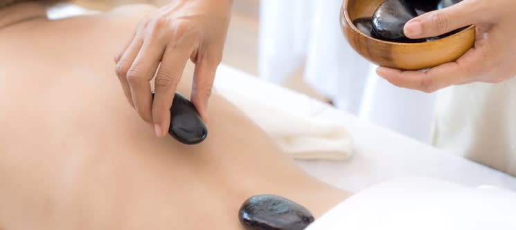 Pedras Quentes ou Velas? Massagem + Ritual de Chá e Bombons | 1h | Gondomar